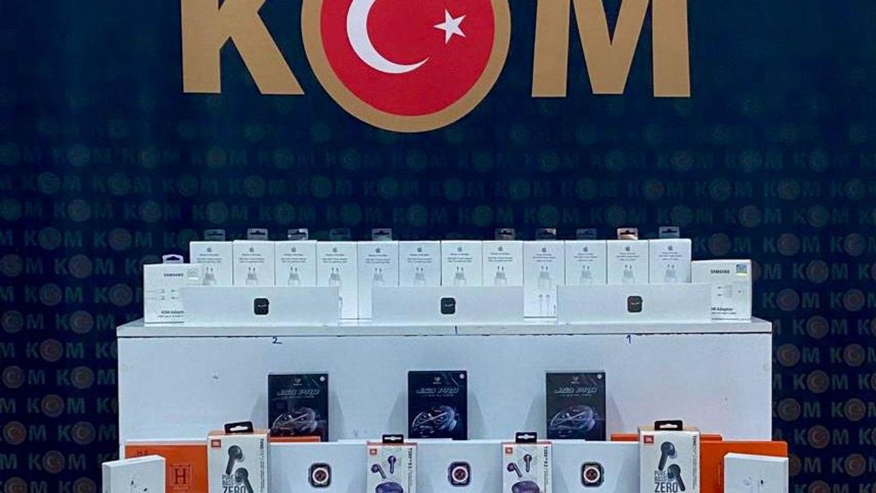 Kars’ta operasyonda gümrük kaçağı malzemeler ele geçirildi