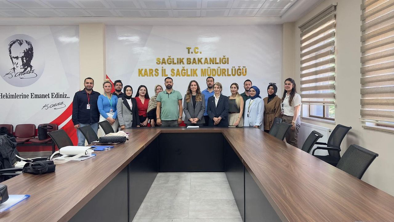 Kars Kamu Hastaneleri Hizmetleri Başkanlığı değerlendirme toplantısı gerçekleştirildi
