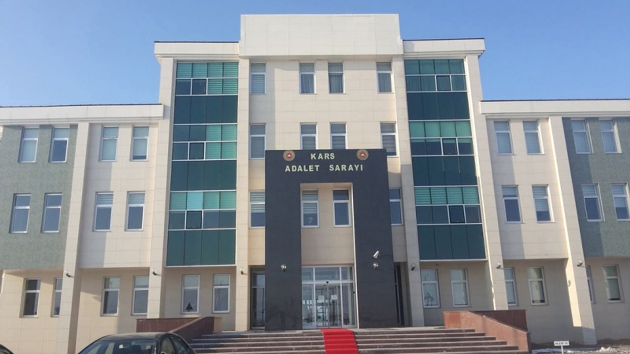 Kars’ta görev yapan hakim ve savcıların görev yerleri değişti