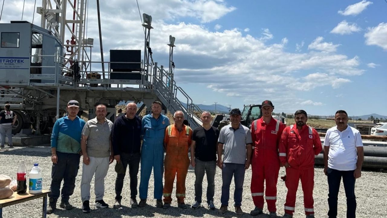 Demir, MTA Jeotermal Kampı’nda işçilerle bir araya geldi