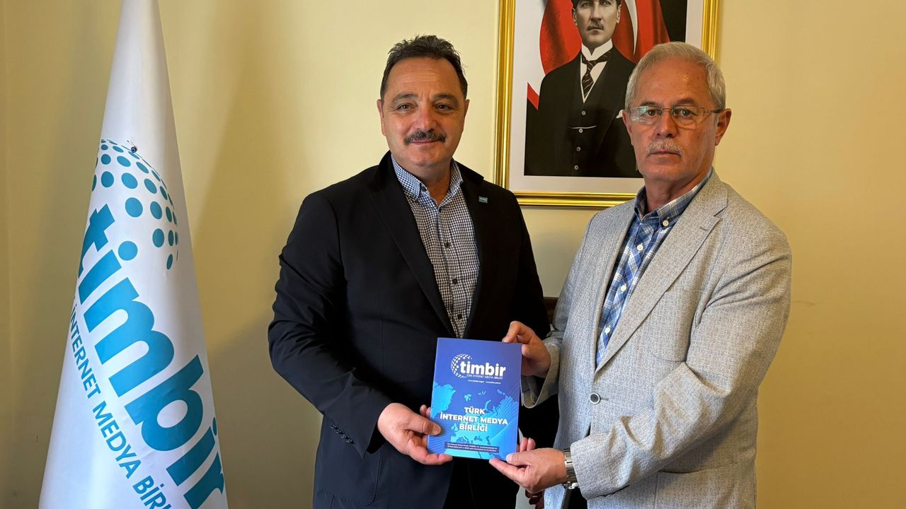 Ünlü belgeselci İsmail Kahraman’dan TİMBİR’e ziyaret