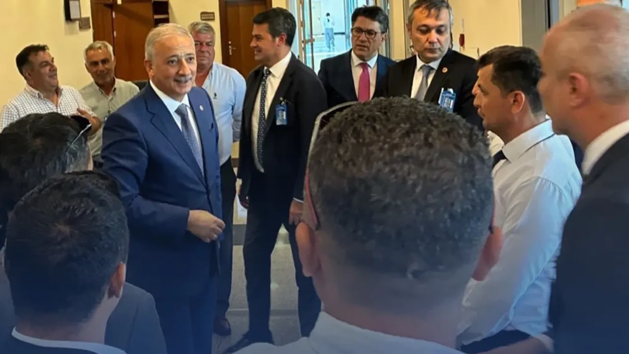 Muğla Milletvekili Kadem Mete, TBMM’de muhtarlarla buluştu