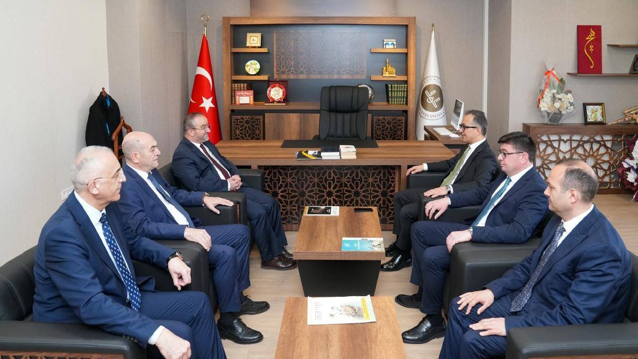 Azerbaycan Devlet Komitesi Başkanından Kars Müftülüğüne ziyaret