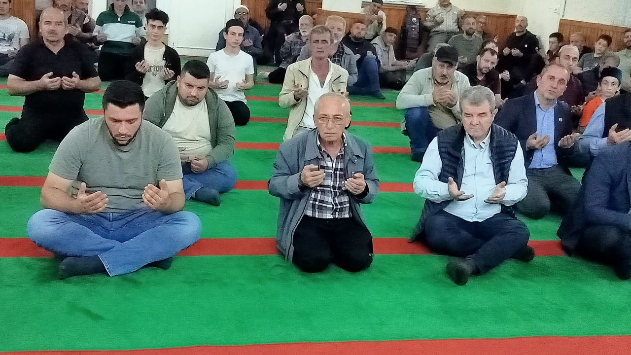 Düzce İl Müftülüğü’nün “vefa” programları köylerde büyük ilgi görüyor