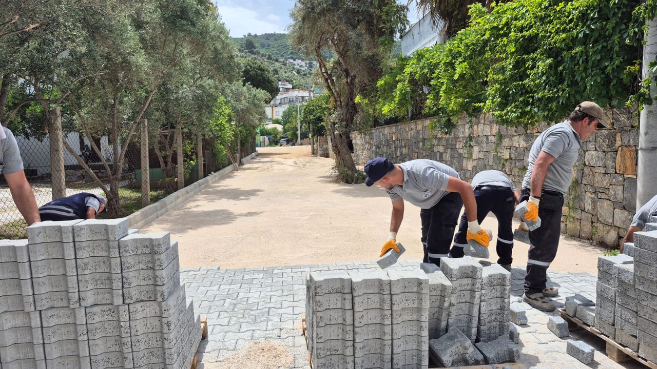 Milas Belediyesi ilçe genelindeki çalışmalarını sürdürüyor