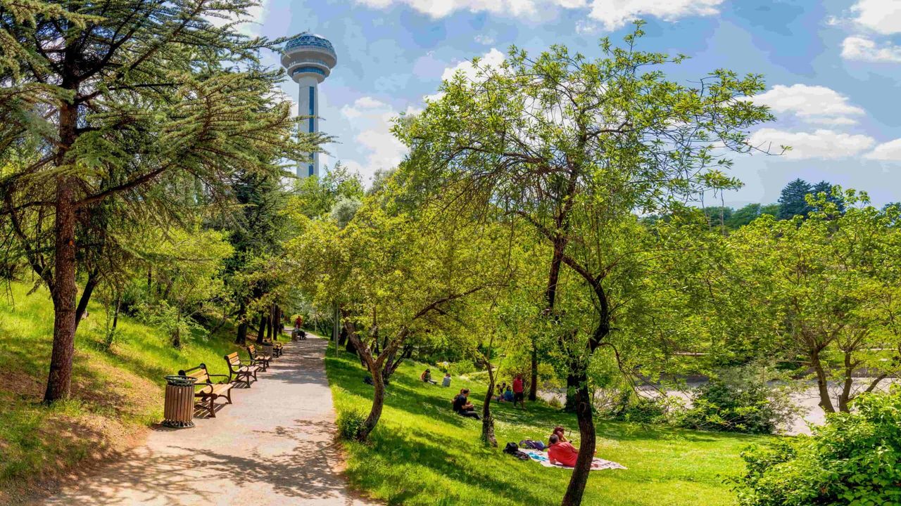 Başkent’e sıcak hava uyarısı: 11.00-16.00 saatlerine dikkat!