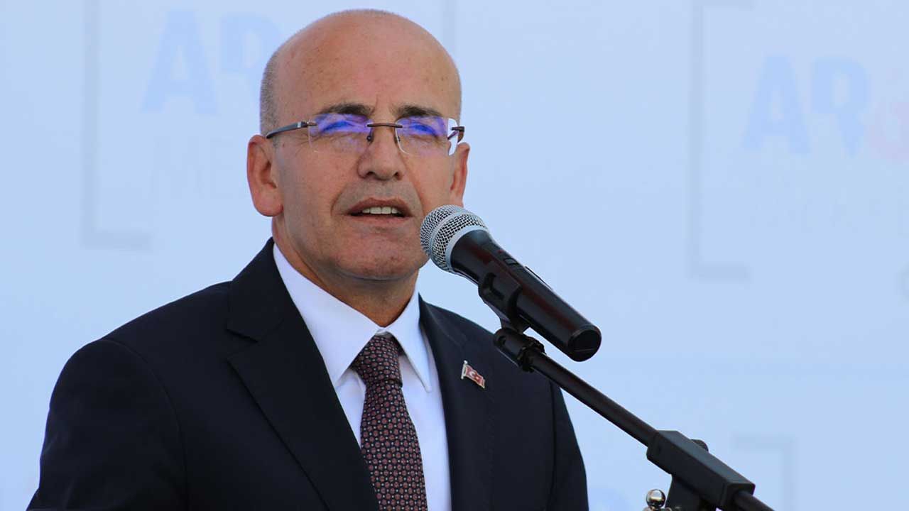 Bakan Şimşek: Fiyat istikrarı yolunda politikalarımızı kararlılıkla sürdürüyoruz