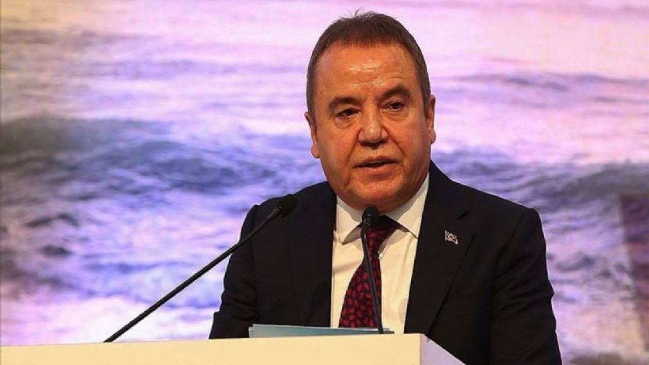 Antalya Büyükşehir Belediye Başkanı Muhittin Böcek de gözaltına alındı