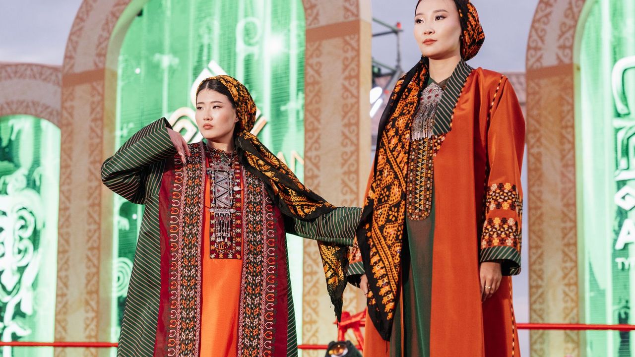 Türk Dünyası’nın modası Aktau’da buluştu: TÜRKSOY etkinliğine Guardian’dan büyük onur