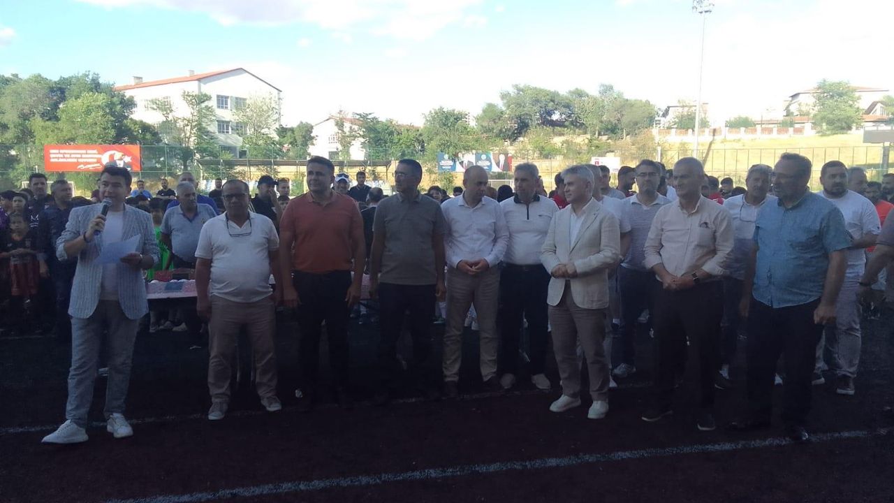 U11 Miniminikler Şenliği’nde coşkulu madalya töreni