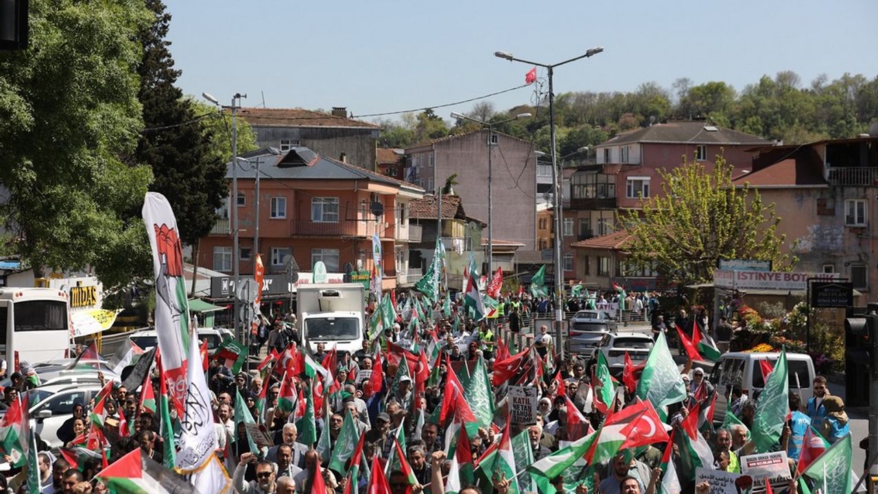 İstanbul’da on binler Gazze için ABD konsolosluğuna yürüdü