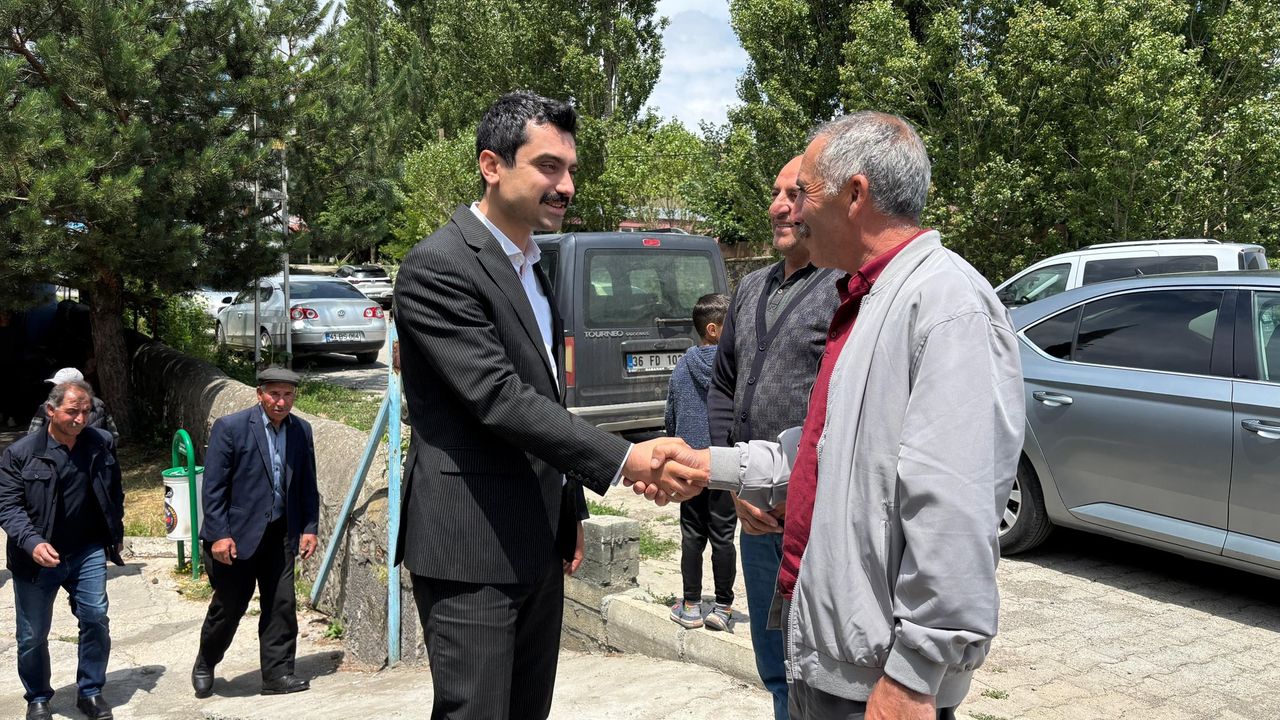 Kars Susuz Kaymakamı Muhammed Emin Tutal, Esnaf ve Vatandaşlarla Buluştu