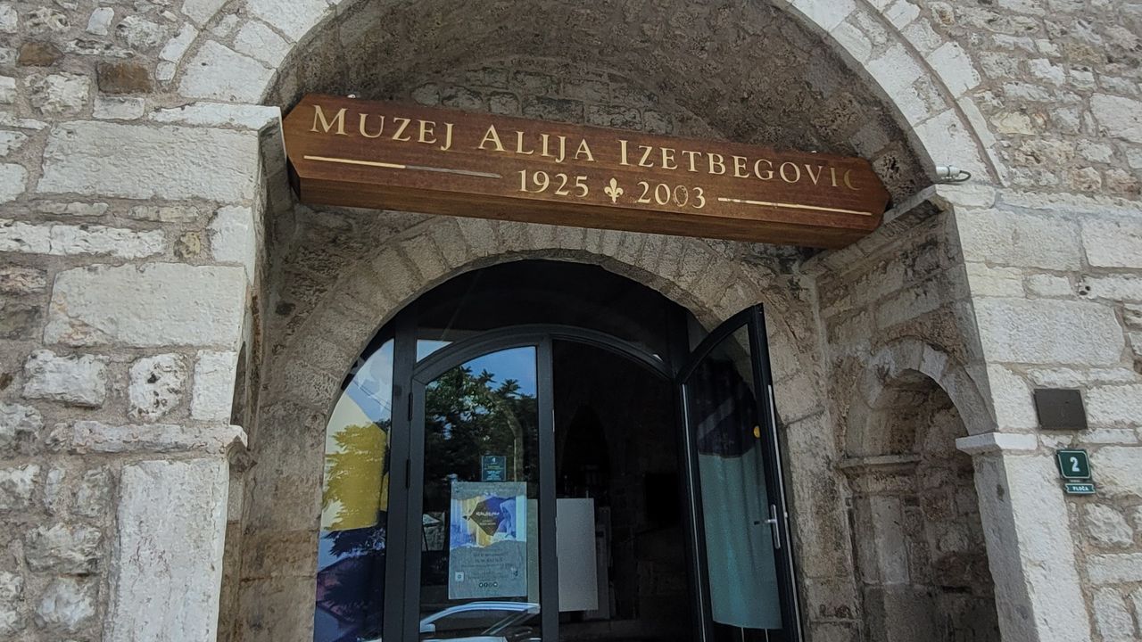 Bilge Kral’ın anıları bu müzede: Aliya İzzetbegoviç Müzesi