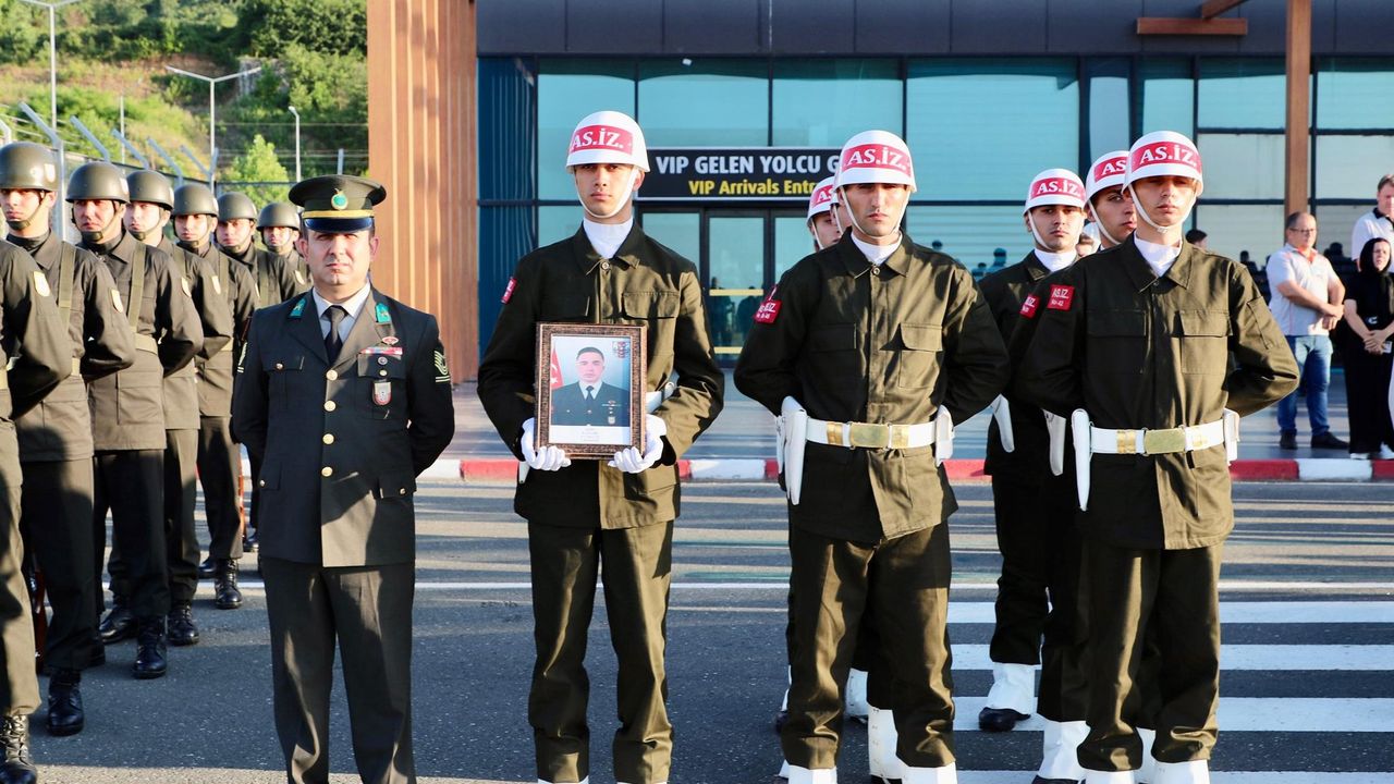 Şehit Uzman Çavuş Kani Obi Ordu’da son yolculuğuna uğurlandı