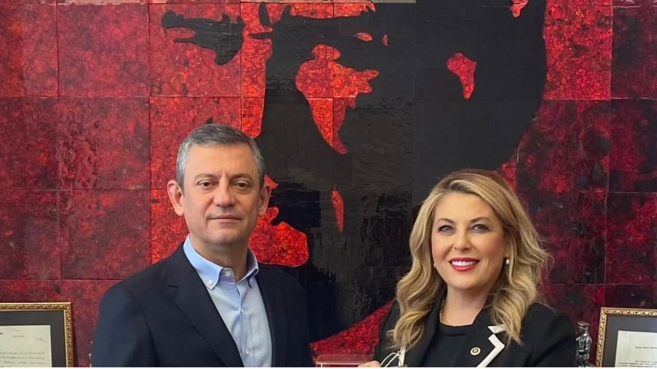 Elvan Işık Gezmiş; Halkın önüne sandığı koyun