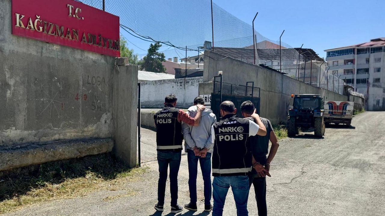 Kağızman’da yasaklı madde ticareti yapanlara operasyon: 2 şüpheli tutuklandı