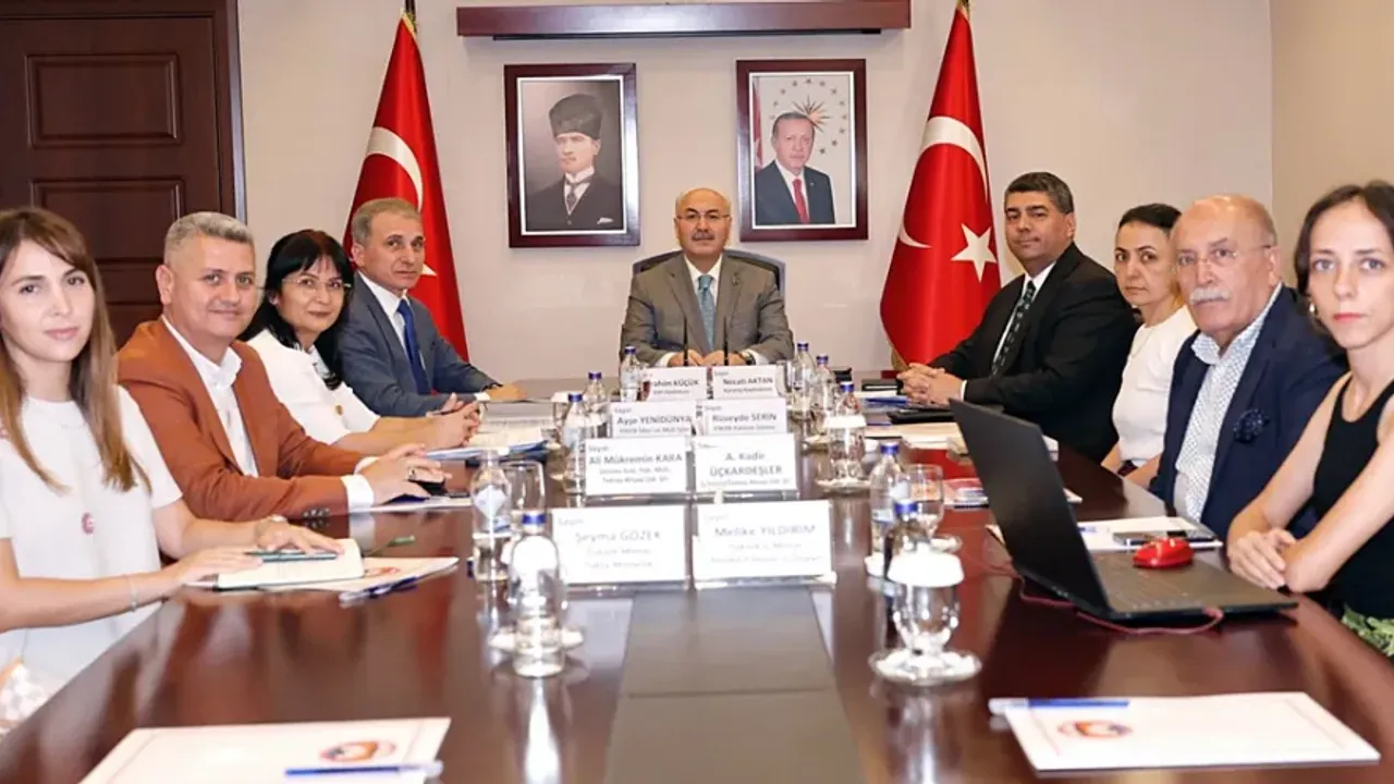 Karataş sahil şeridi nitelikli bir yaşam alanına dönüştürülecek