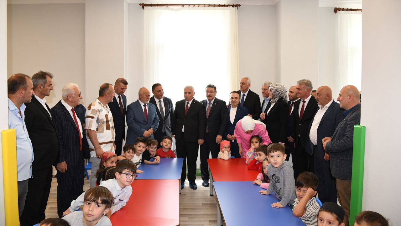 Başkan Genç: İnsanlığa rehber olmuş medeniyetin temsilcileriyiz