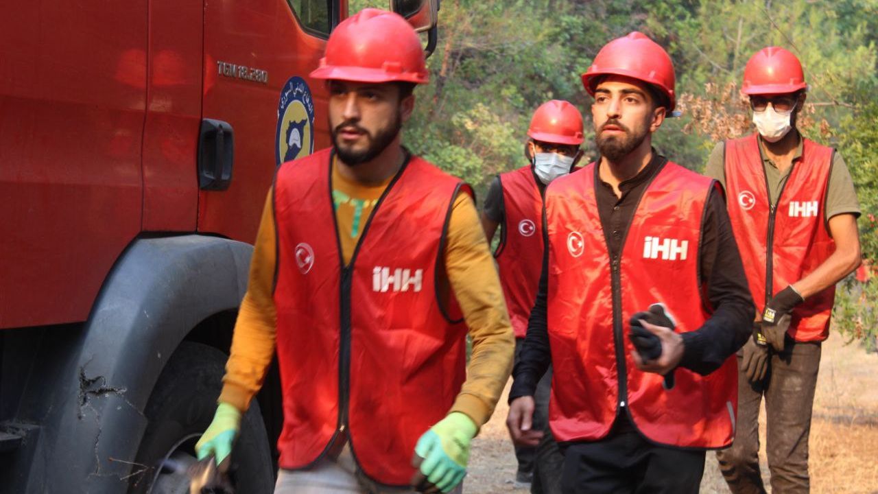 Bayırbucak’taki Türkmen köylerindenorman yangınları sürüyor