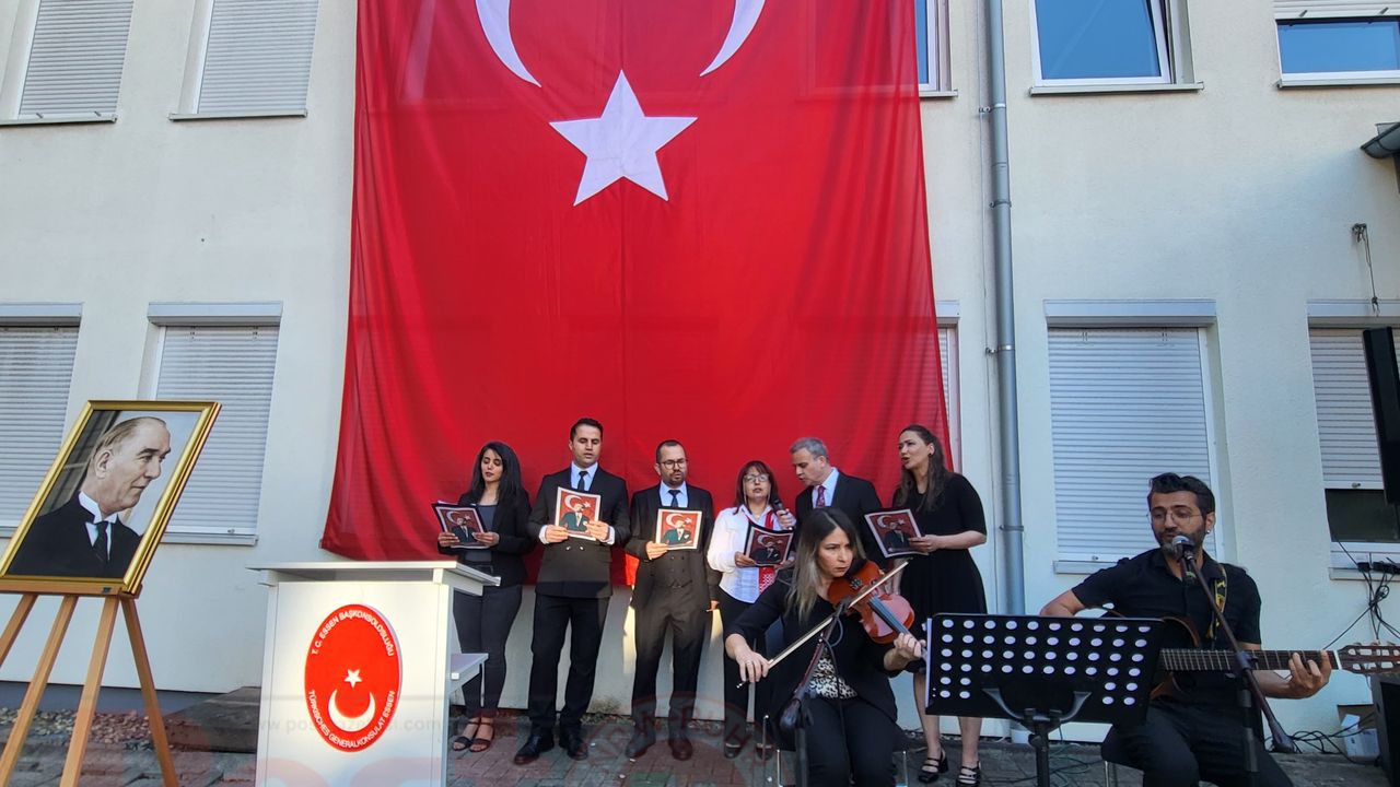 Türkiye Cumhuriyeti Essen Başkonsolosluğu’nda 19 Mayıs coşkusu