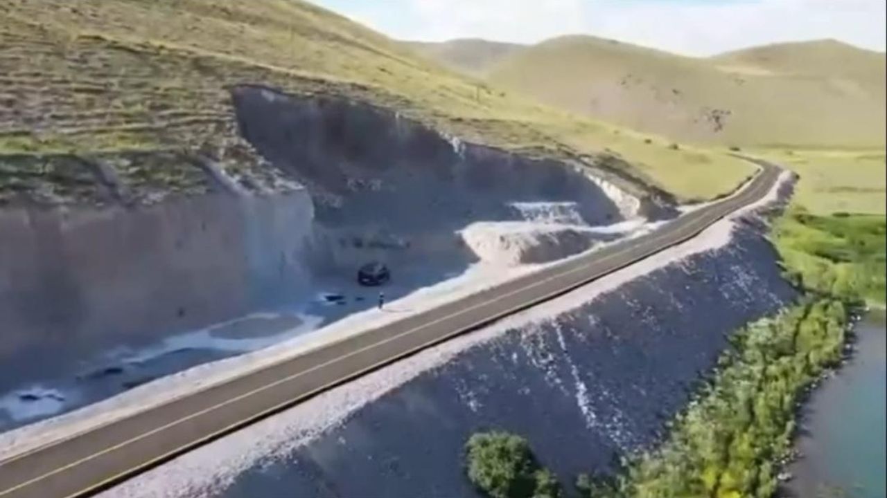 Kağızman Şehittepe Üs Bölgesi – Çengilli Grup Köy Yolu asfalt çalışması başarıyla tamamlandı