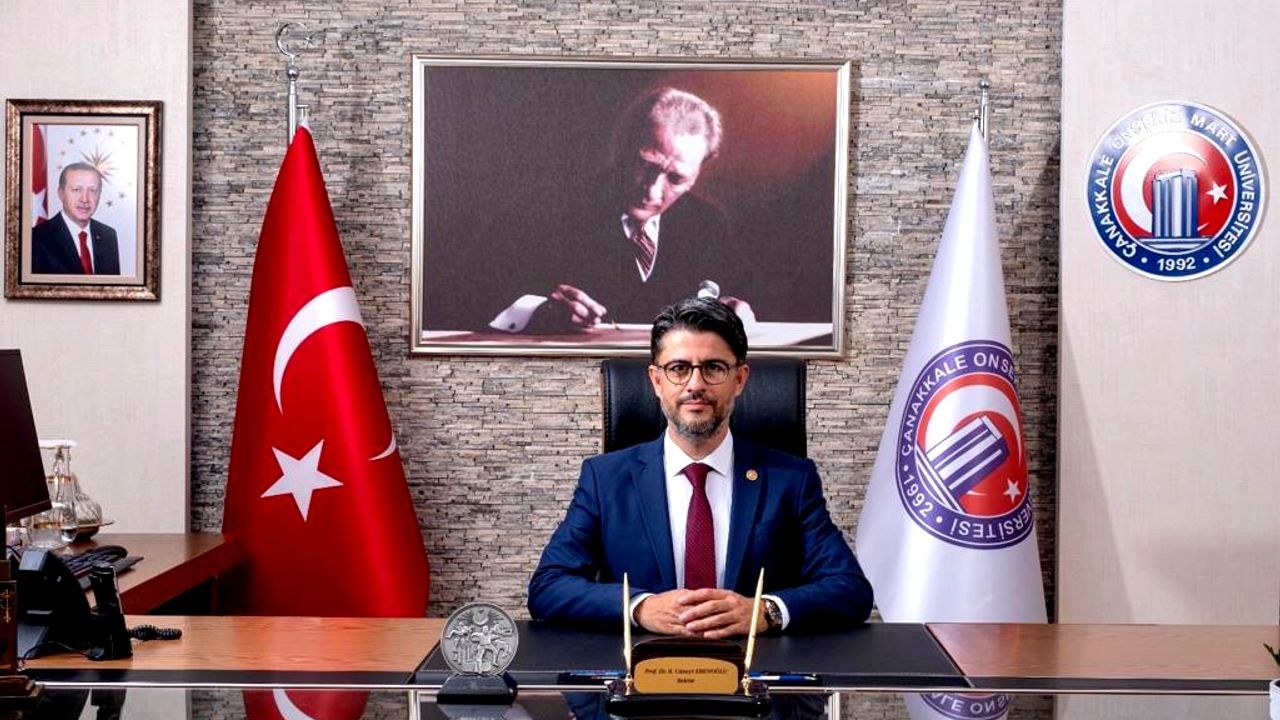 ÇOMÜ Rektörü Prof. Dr. Erenoğlu’ndan 15 Temmuz Mesajı: “Bu milleti hiçbir güç yıldıramaz”