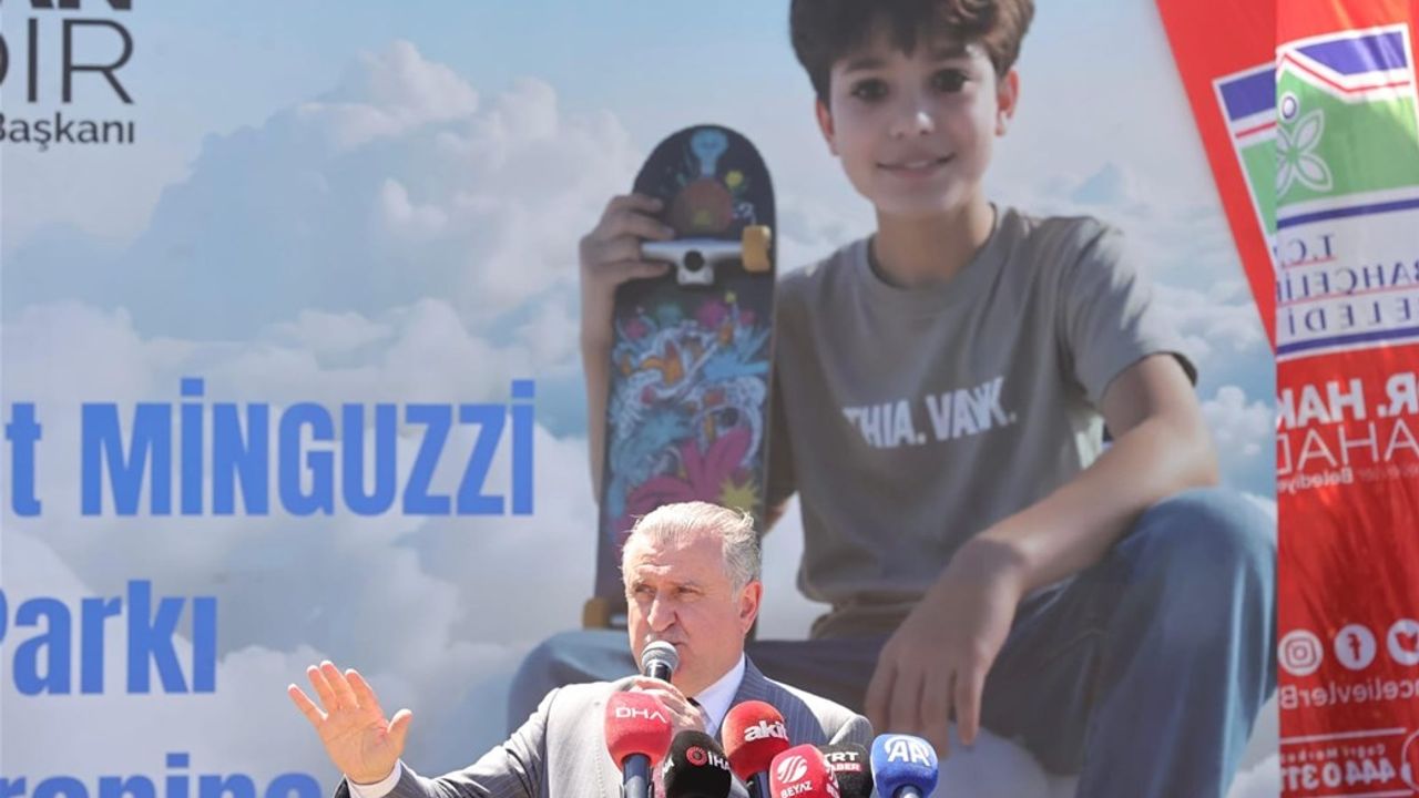 Mattia Ahmet Minguzzi Skate Parkı’nın açılışını Bakan Osman Aşkın BAK yaptı