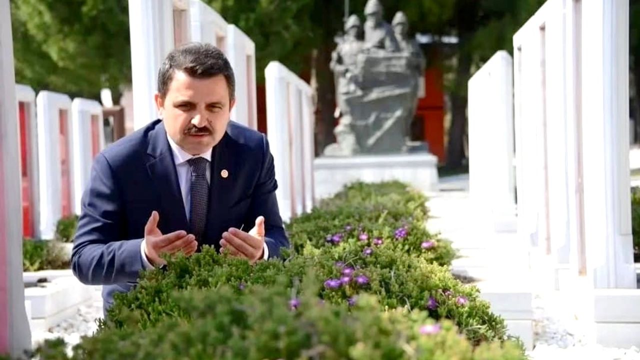 Çanakkale Tarihi Alan Başkanı Kaşdemir’in 15 Temmuz mesajı: “Çanakkale ruhu, 15 Temmuz’da bir kez daha ortaya çıktı”
