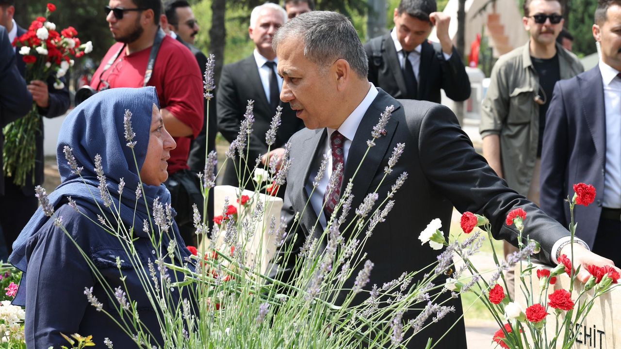 Bakan Yerlikaya: Ne FETÖ’ye ne de herhangi bir terör örgütüne asla geçit yoktur