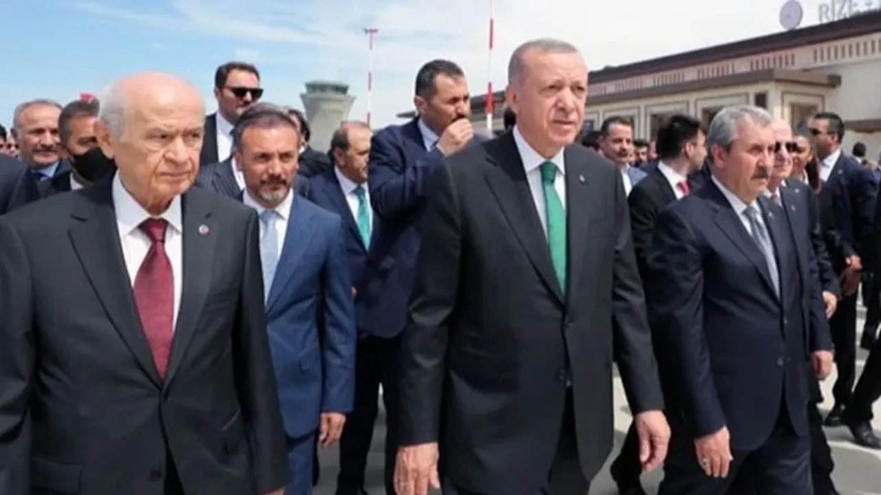 TBMM’de Cumhur İttifakı zirvesi: Cumhurbaşkanı Erdoğan, Bahçeli ve Destici bir araya geldi