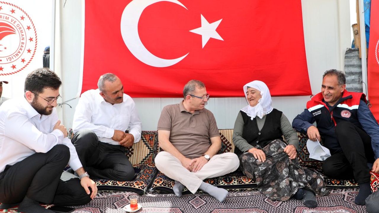Kars Valisi Ziya Polat’tan “Çobana Nefes, Sürüye Güven” projesi kapsamında çoban evlerinde inceleme