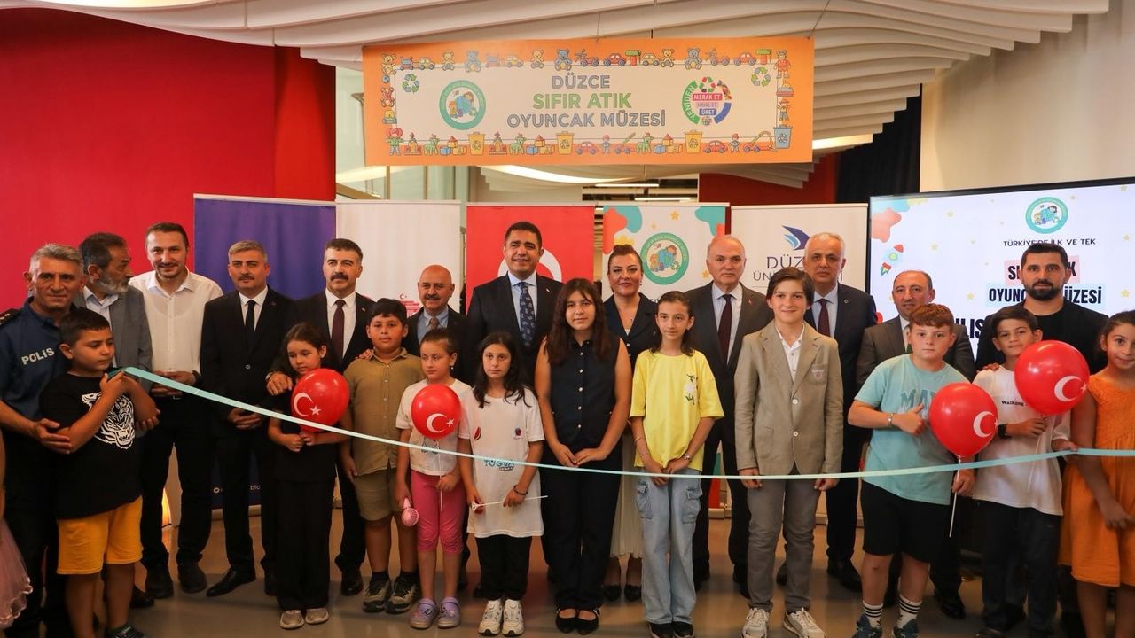 Türkiye’nin ilk ve tek oyuncak müzesi Düzce’de açıldı