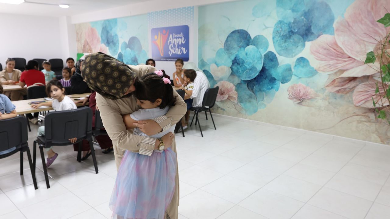 Kocaeli Büyükşehir, çocukların özgüven yolculuğuna eşlik ediyor; Bu atölyede çocuklara özgüven aşılanıyor