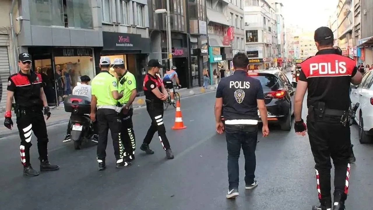İstanbul’da “Huzur” uygulaması: 833 gözaltı