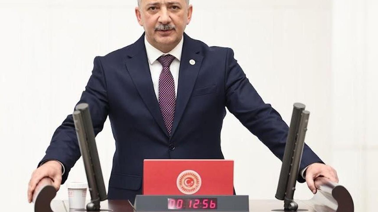 Kadem Mete: “Spora yatırım geleceğe yatırımdır”