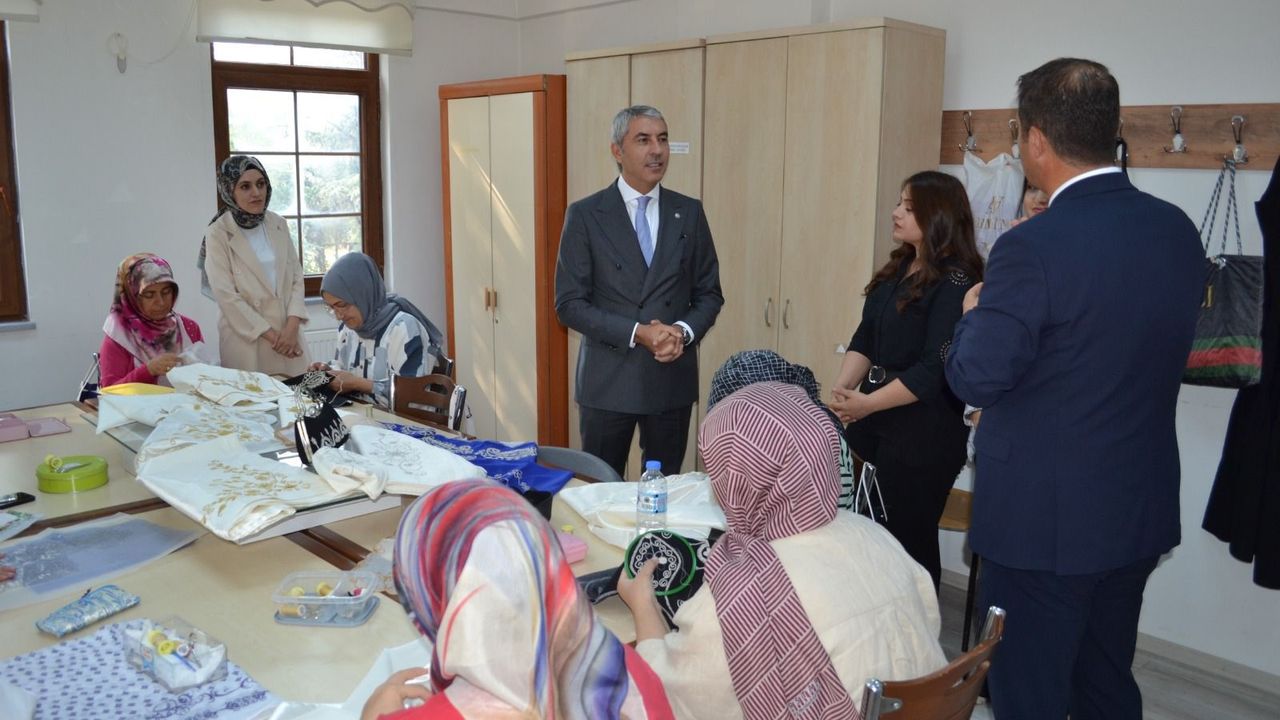 Beypazarı Kaymakamı Ünal Coşkun, Aile Destek Merkezi ve Kaymakamlık Aşevi’ni ziyaret etti