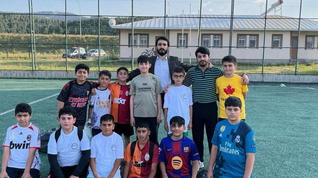 Yaz Kur’an Kursları Futbol Turnuvası Sarıkamış’ta büyük bir heyecanla başladı