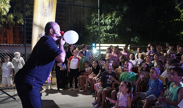 ‘Bandocular Akademi Yolunda’ sahnelendi