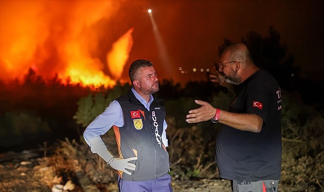 Buca tüm gece alevlerle mücadele etti