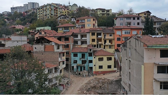 Cedit’te değişim, “Gece ve Gündüz” gibi