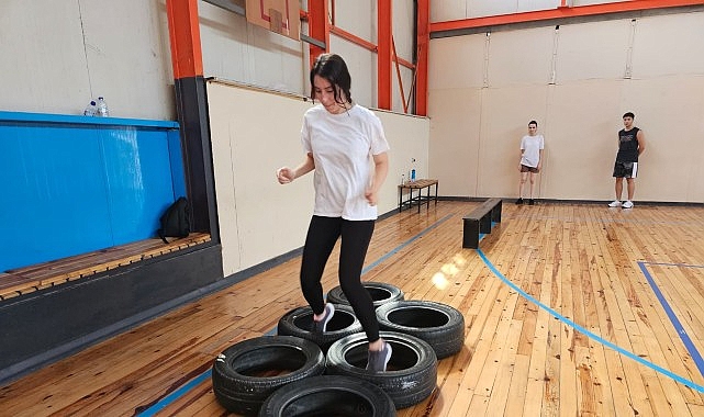 Gölcük Belediyesi PMYO Kurslarında Eğitimler Sürüyor