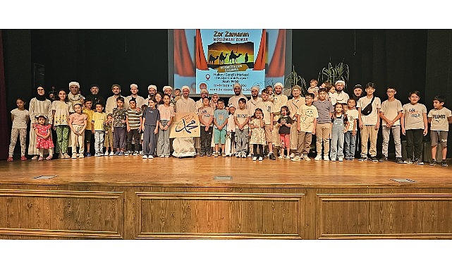 Kocaeli’de din görevlileri tiyatro oyunu sahneledi