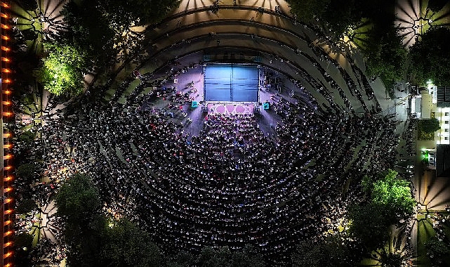 Konyalılar Açık Hava Sinema Etkinliği İle Keyifli Bir Yaz Akşamı Geçirdi