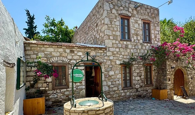 Maison Magi, Ağustos Ayında Sanatı, Doğayı ve Bütünsel Deneyimi Bir Araya Getiriyor