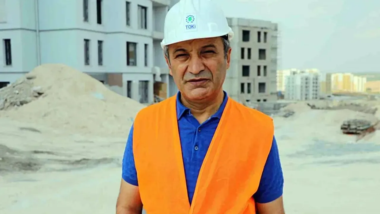 Adana’da em deprem, hem de sosyal konutlarda sona gelindi