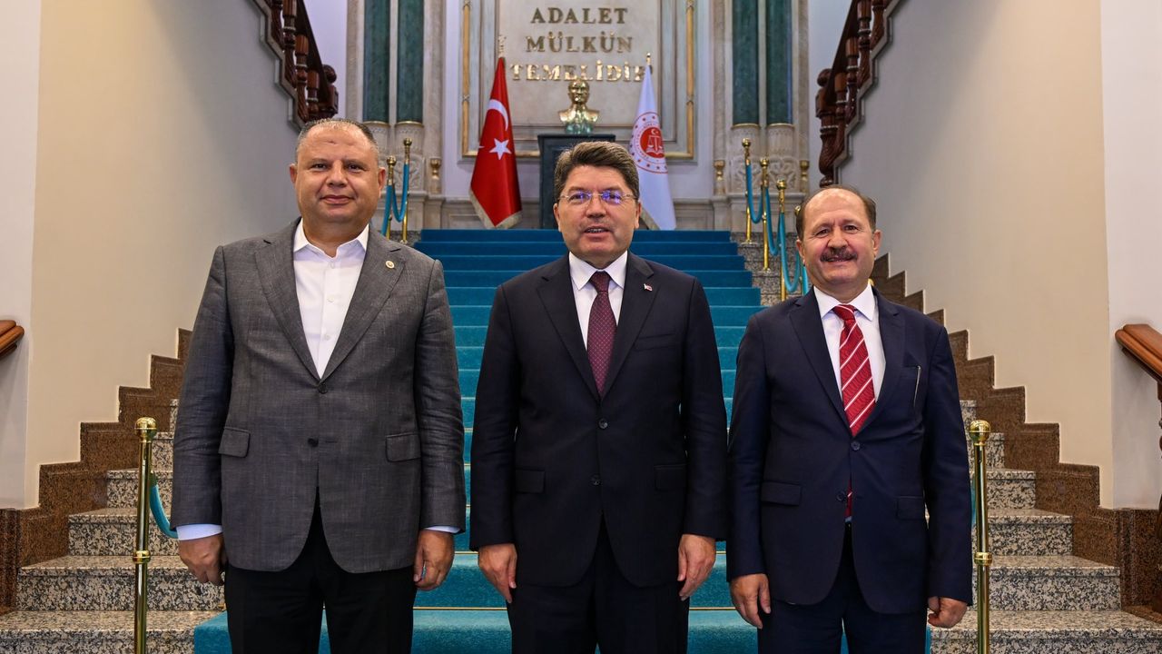 MHP Kırıkkale Milletvekili Öztürk, Bakan Tunç ve Ramazan Can ile görüştü