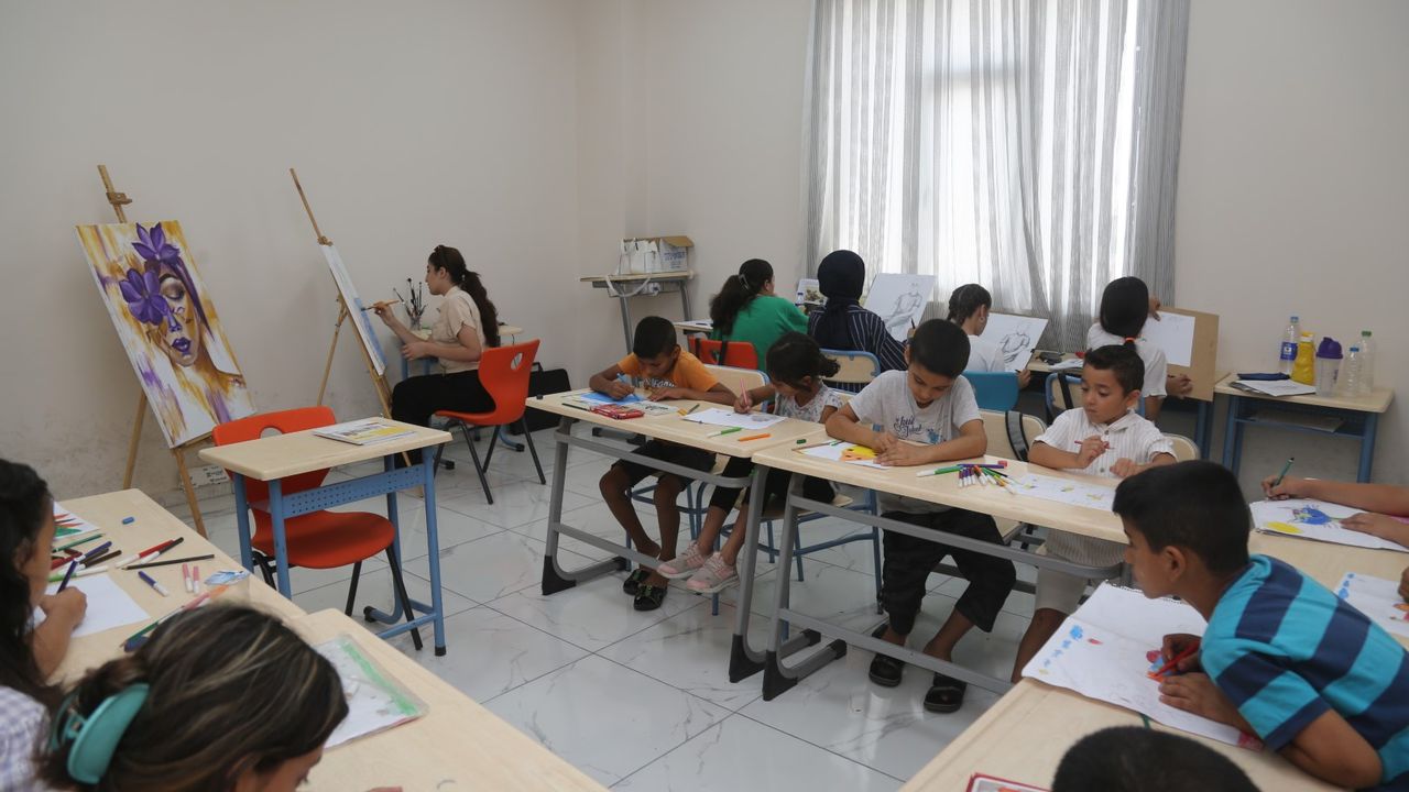 Gençlerin ve çocukların adresi Süleymanşah Gençlik Merkezi oldu