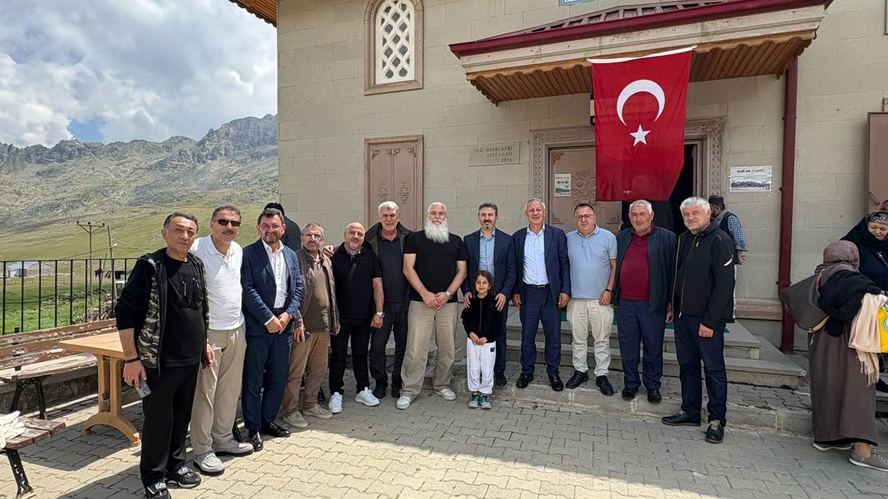 Ovit Hacı Hakkı Ekşi Camii’nde Kur’an ziyafeti
