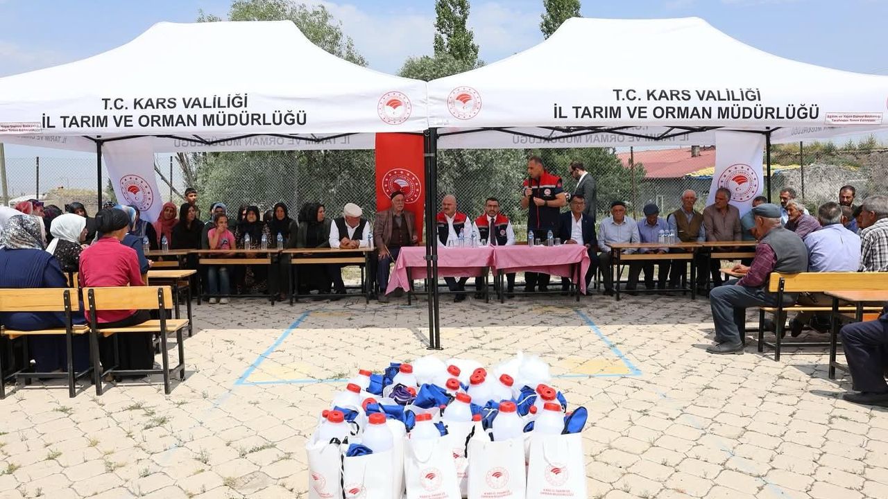 Kars’ta kadın üreticilere yönelik süt sağımı hijyeni eğitimi tamamlandı