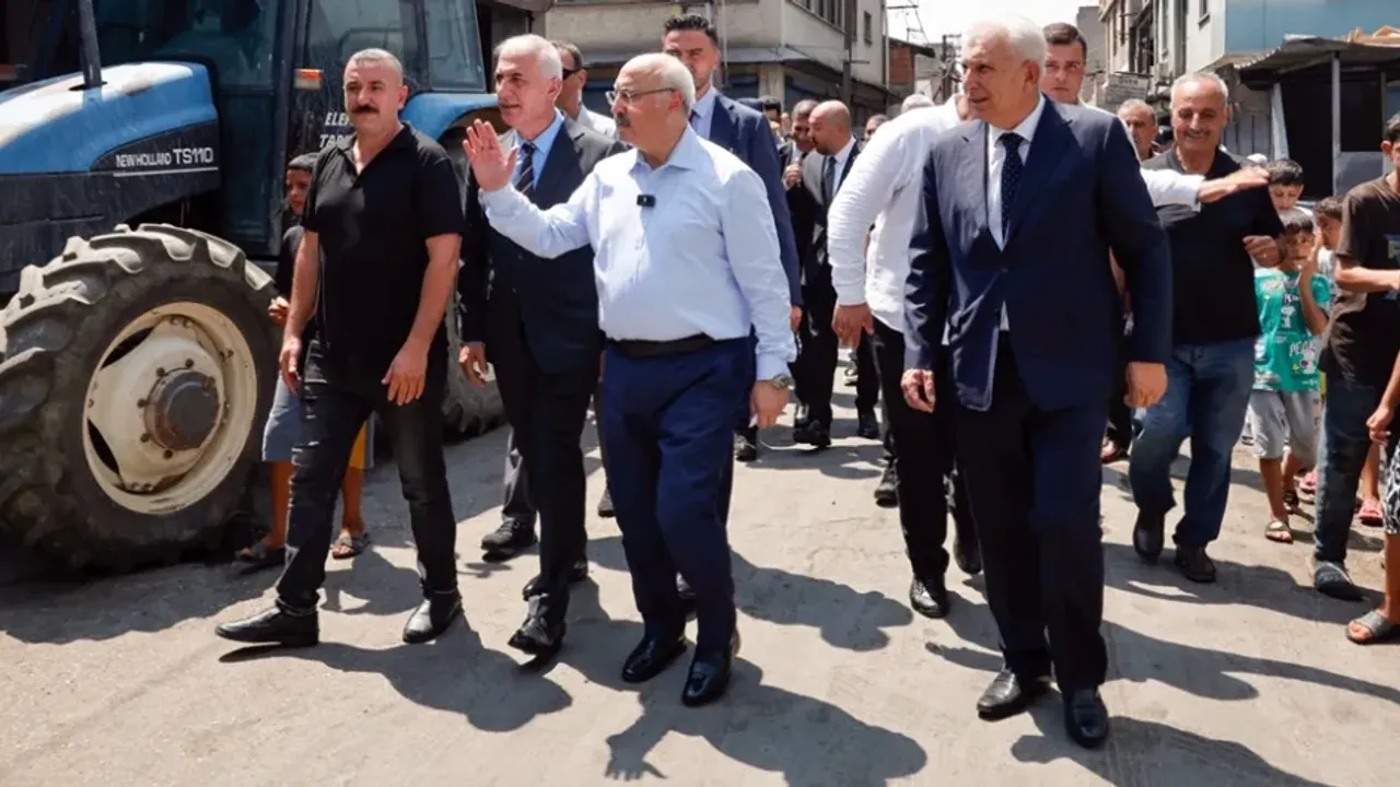 Vali Köşger Yüreğir’de esnaf ve vatandaşlarımızla buluştu